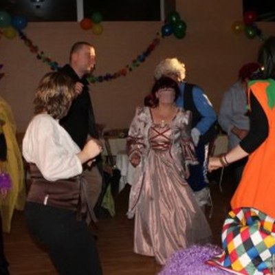 Feiern unter Gleichgesinnten