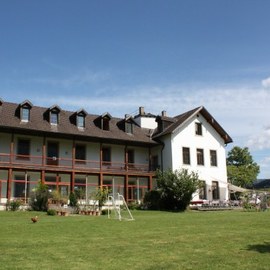 Wissenschaftliche Publikation in "Abhängigkeiten"