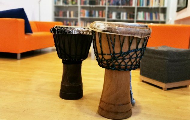 Gefühle können laut – leise – schnell – langsam nach außen getragen werden. Es gibt kein falsch …